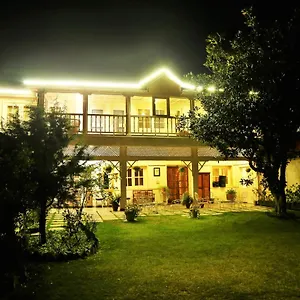 3* Hotel Springfields - A Heritage Palace Since 1902