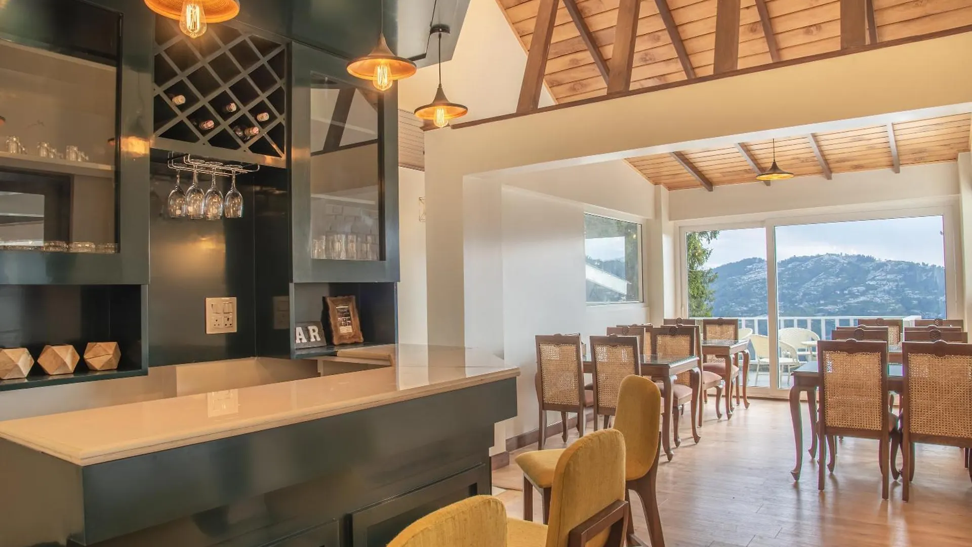 *** Hotel Echor Backwoods Villa Narkanda India